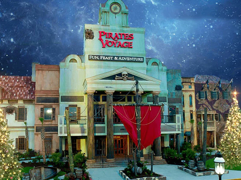 Pirates Voyage in Myrtle Beach decorated for Christmas